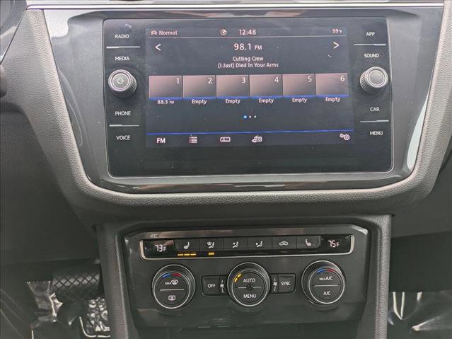 Used 2020 Volkswagen Tiguan SE image 13