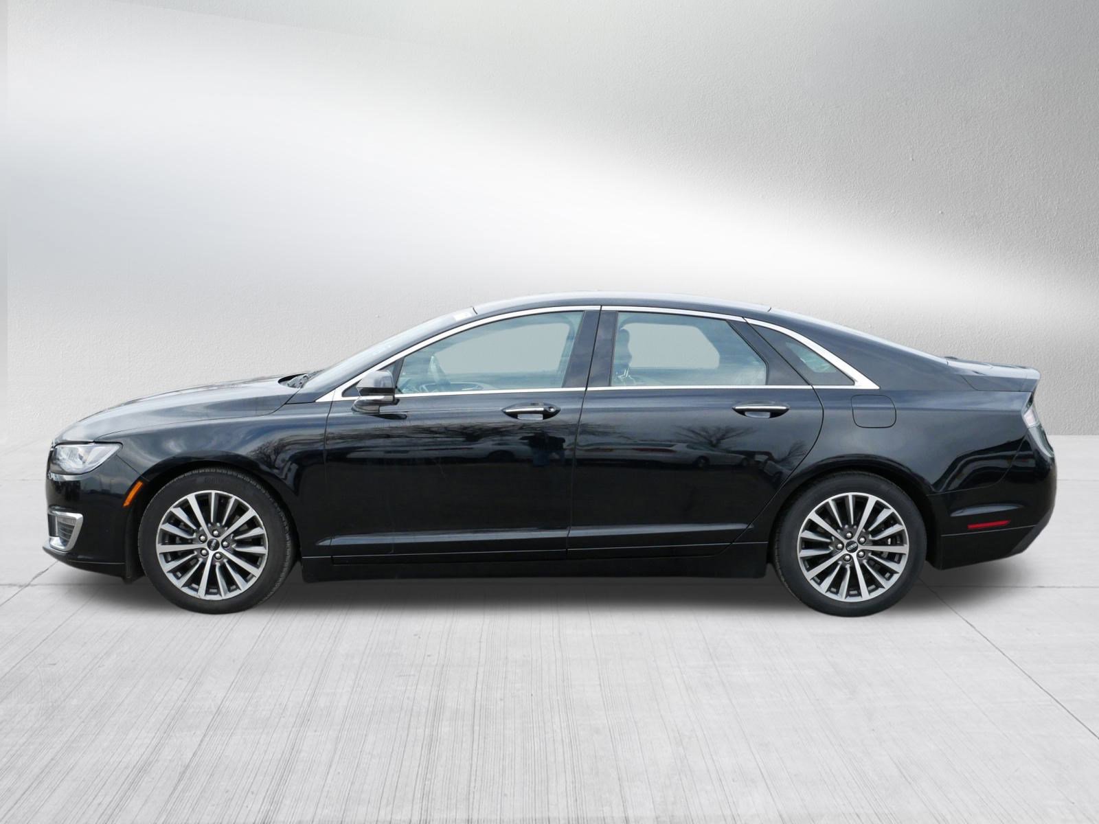Used 2019 Lincoln MKZ Reserve image 4