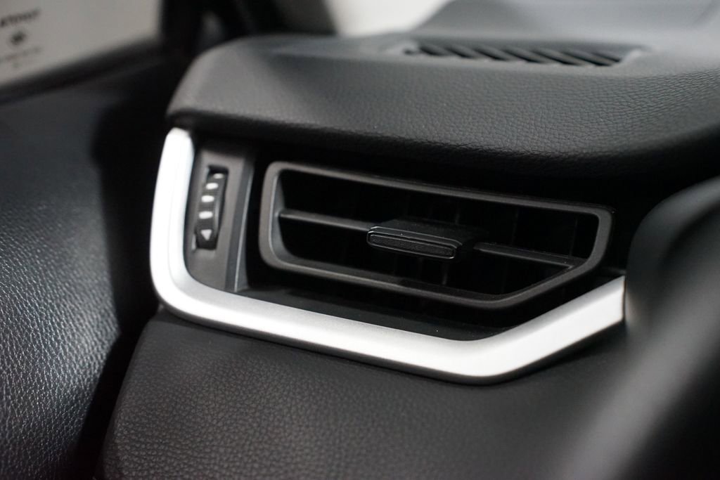 Certified 2022 Toyota RAV4 LE image 23