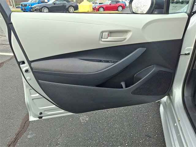Used 2024 Toyota Corolla LE image 12