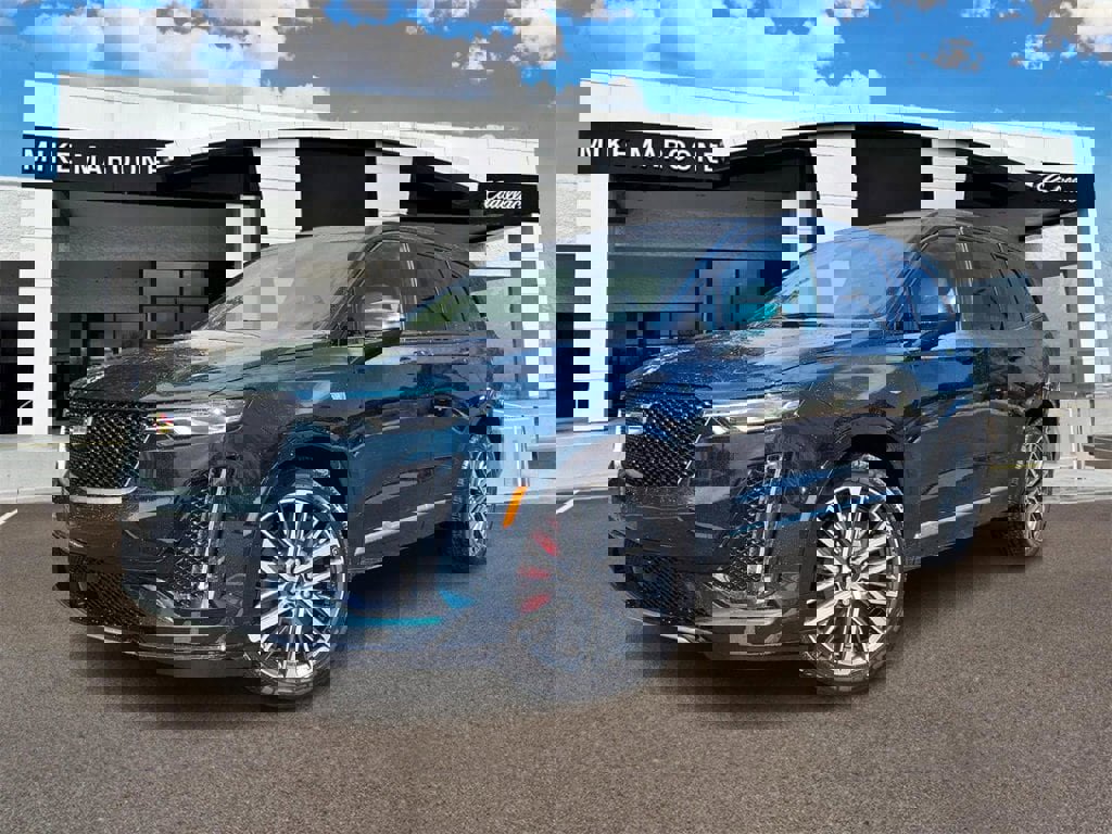 New 2025 Cadillac XT6 Sport w/ Technology Package