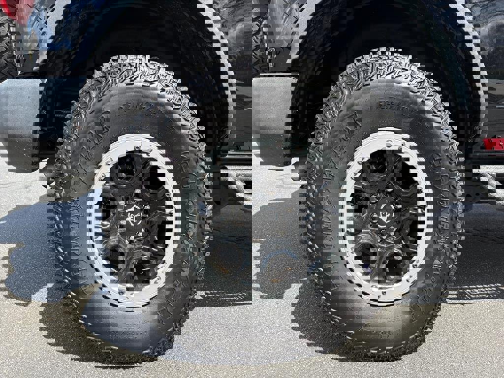 Used 2023 Ford Bronco Big Bend w/ Sasquatch Package image 24