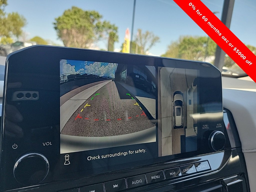 New 2025 Nissan Pathfinder SL w/ SL Premium Package image 31