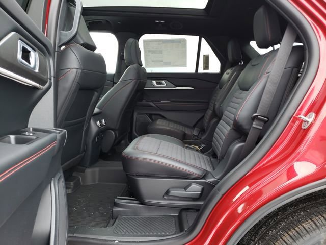 New 2026 Ford Explorer ST-Line w/ ST-Line Street Pack image 30