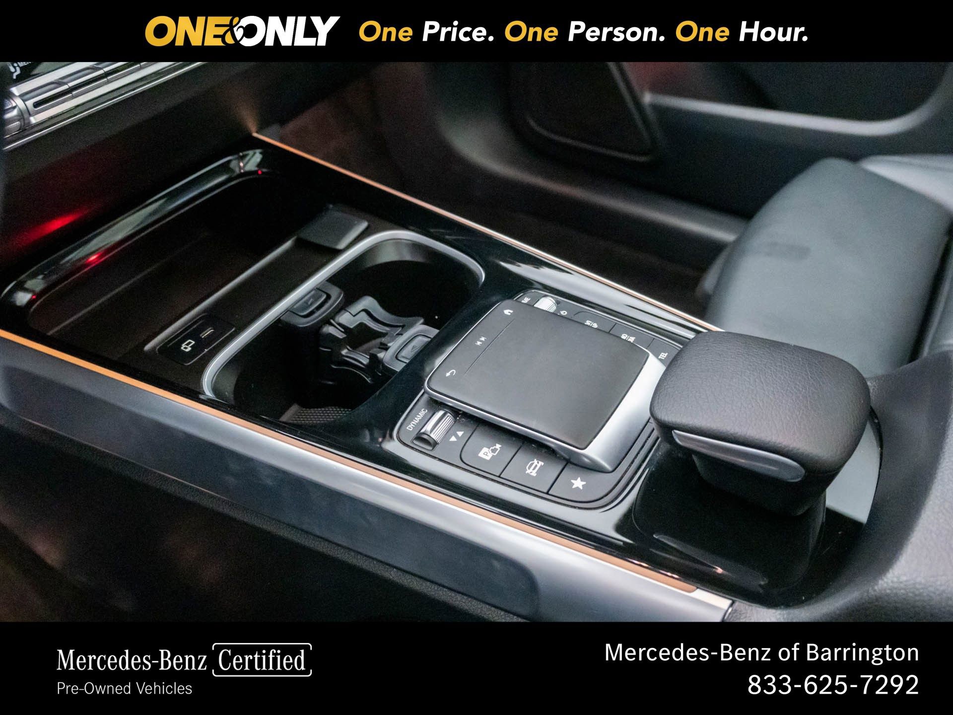 Used 2023 Mercedes-Benz GLB 250 4MATIC w/ Premium Package image 13