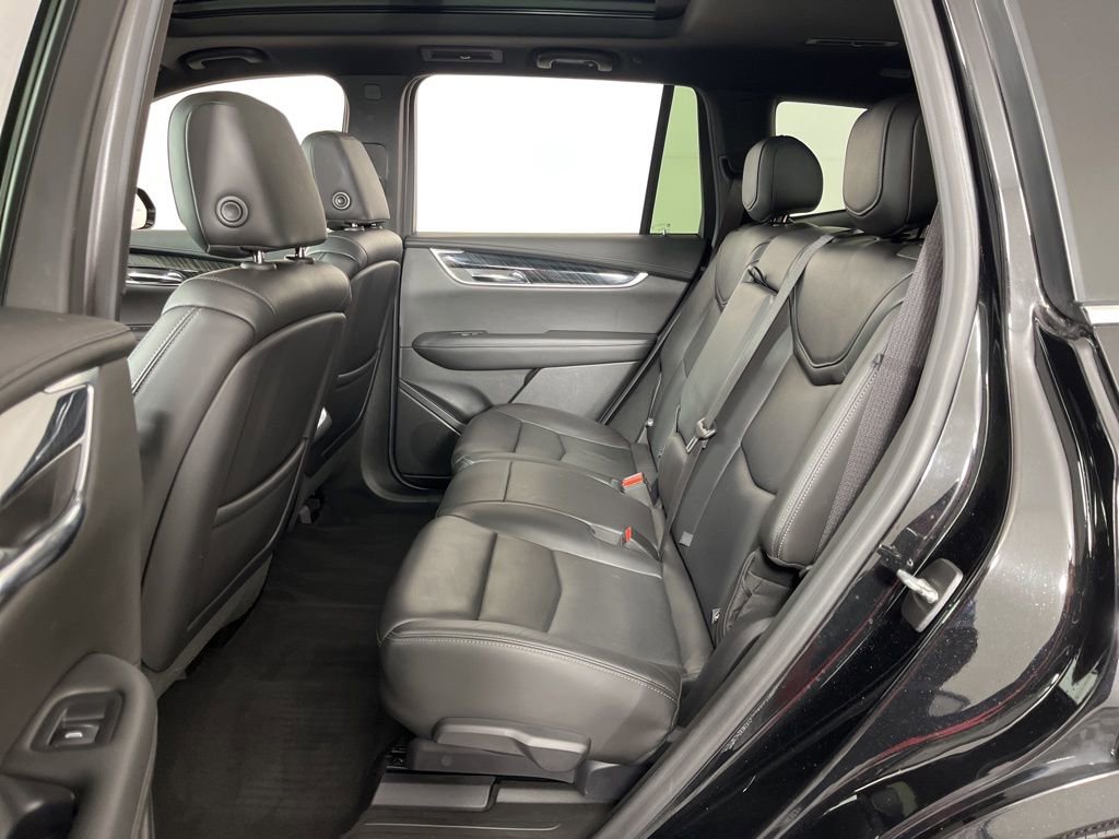 Used 2020 Cadillac XT6 Premium Luxury w/ LPO, Floor Liner Package image 26
