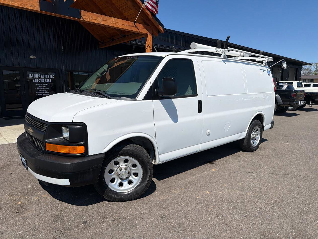 Used 2013 Chevrolet Express 1500 RWD image 1