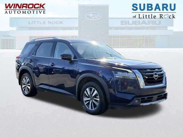 Used 2022 Nissan Pathfinder SL image 1