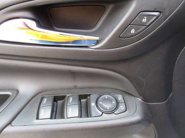 Used 2024 Chevrolet Equinox LT AWD/4WD image 13