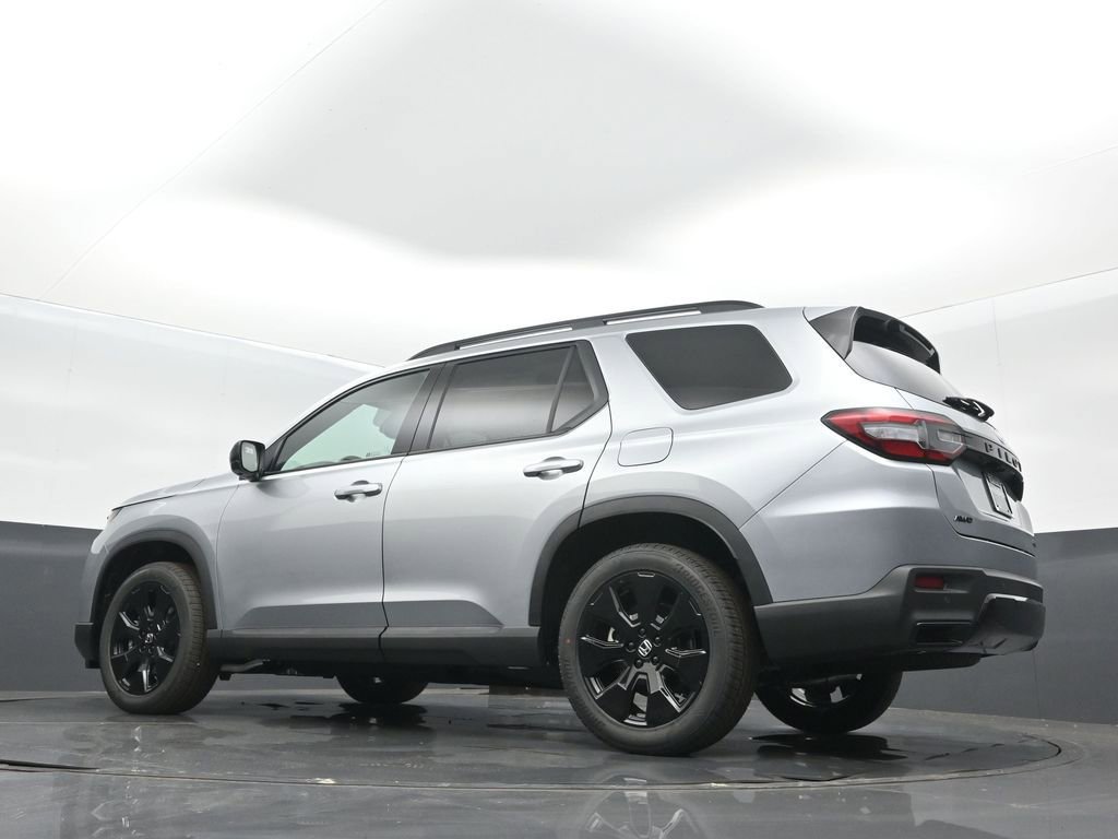 New 2026 Honda Pilot Black Edition image 17