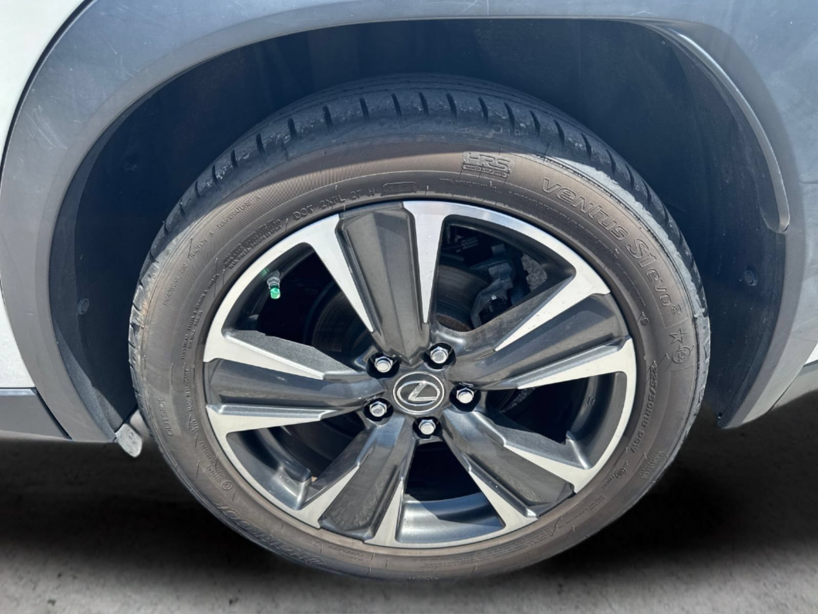 Used 2020 Lexus UX 250h w/ Premium Package AWD/4WD image 47