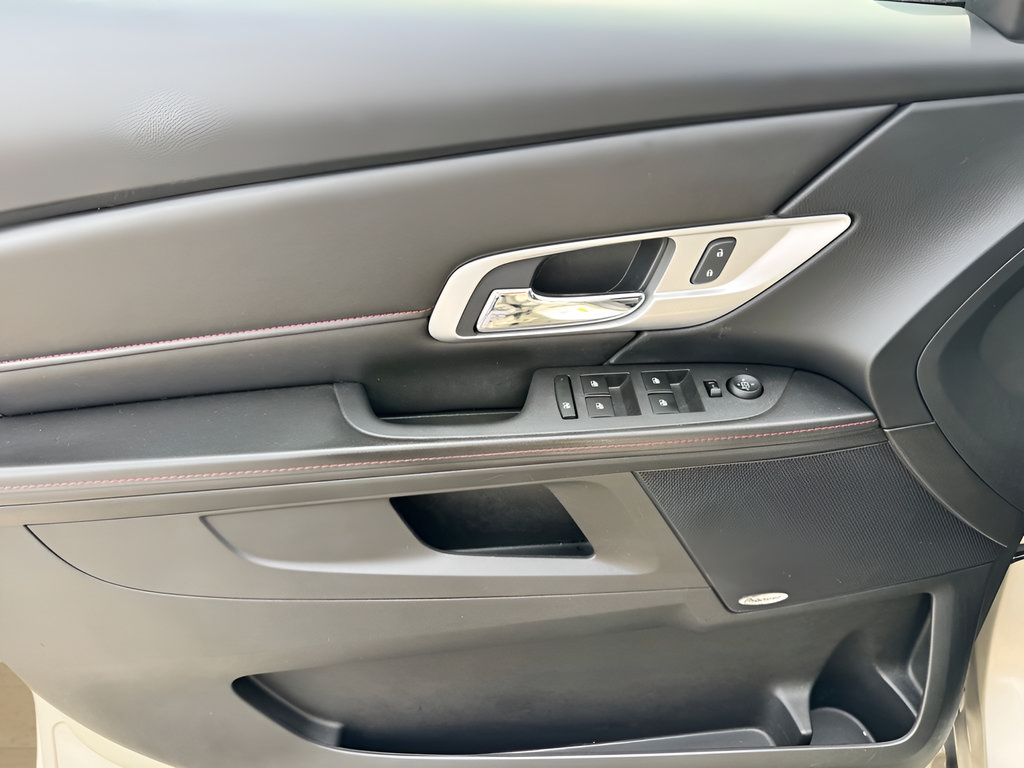 Used 2015 GMC Terrain SLT w/ Chrome Edition AWD/4WD image 15