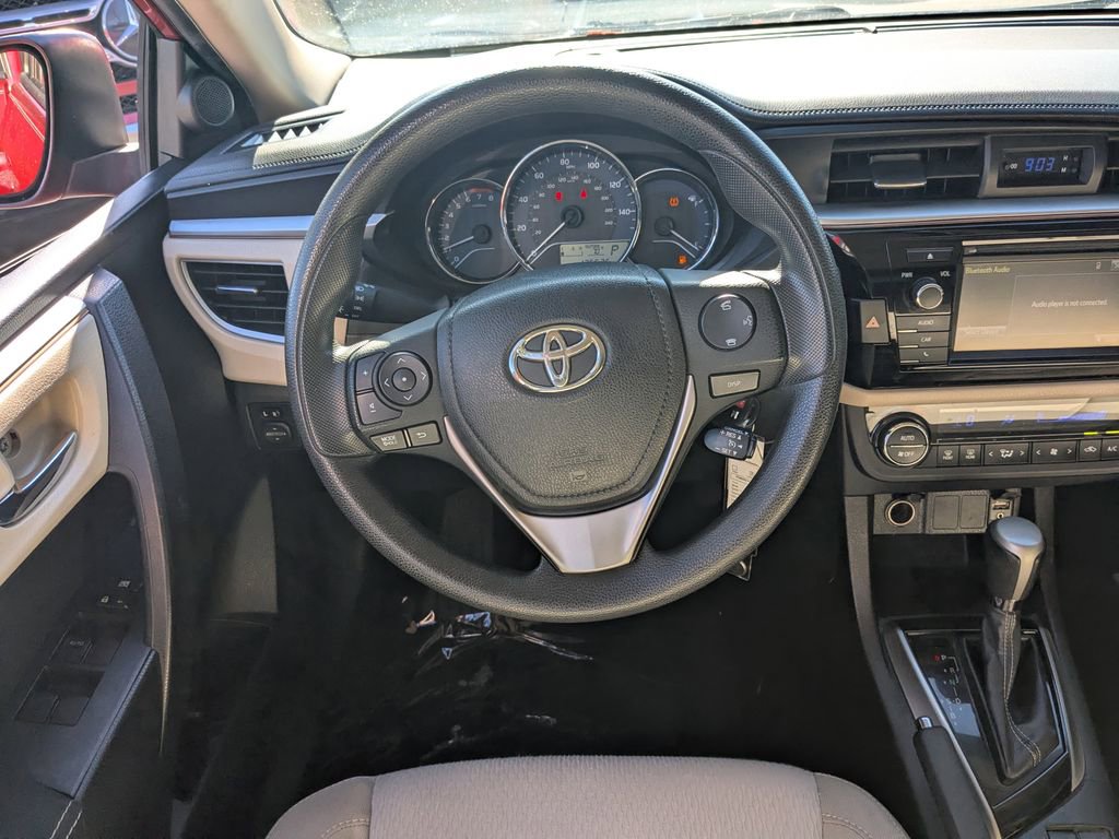 Used 2014 Toyota Corolla LE image 3