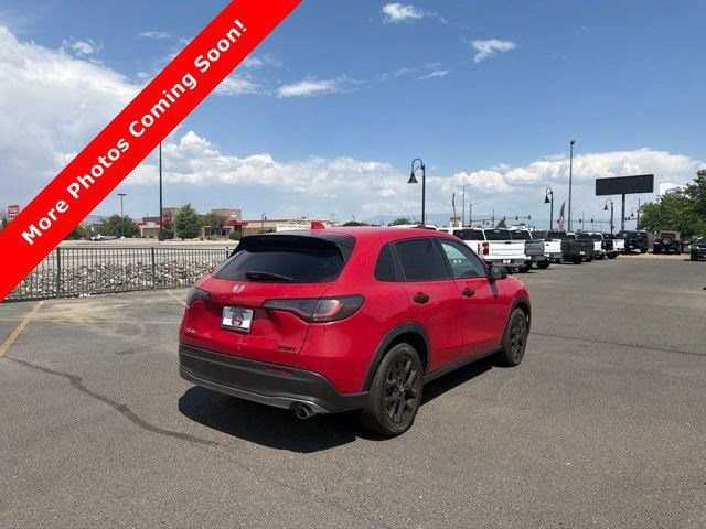Used 2023 Honda HR-V Sport image 2
