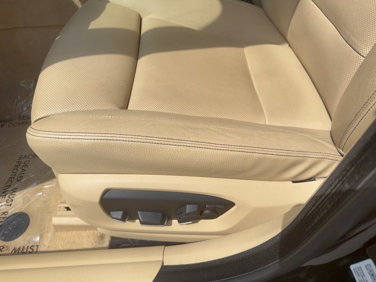 Used 2015 BMW 550i xDrive Sedan AWD/4WD image 16
