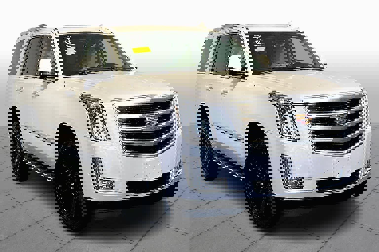 Used 2019 Cadillac Escalade Luxury image 3