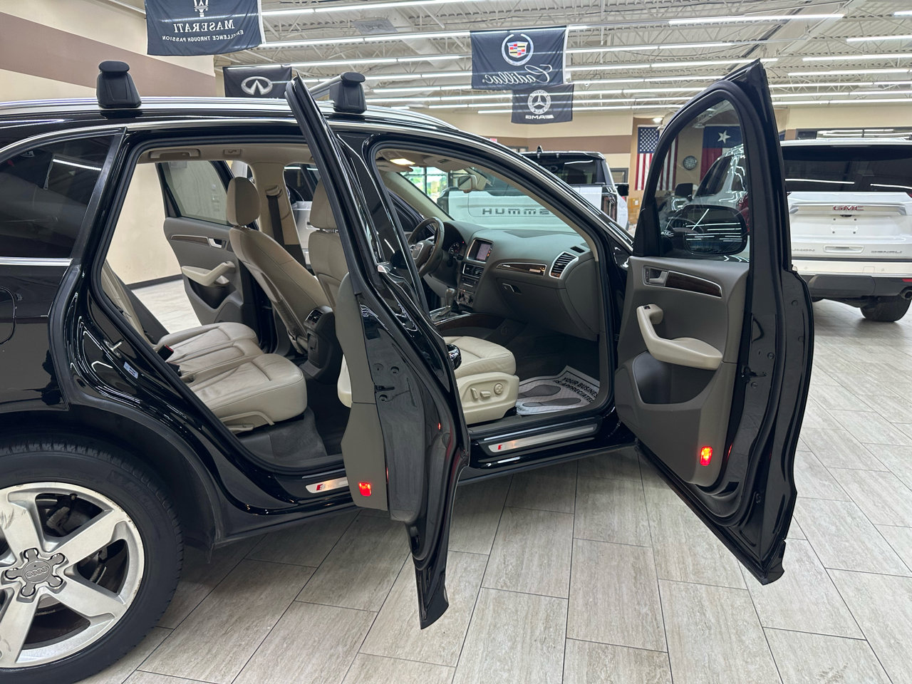 Used 2012 Audi Q5 3.2 Premium Plus image 11