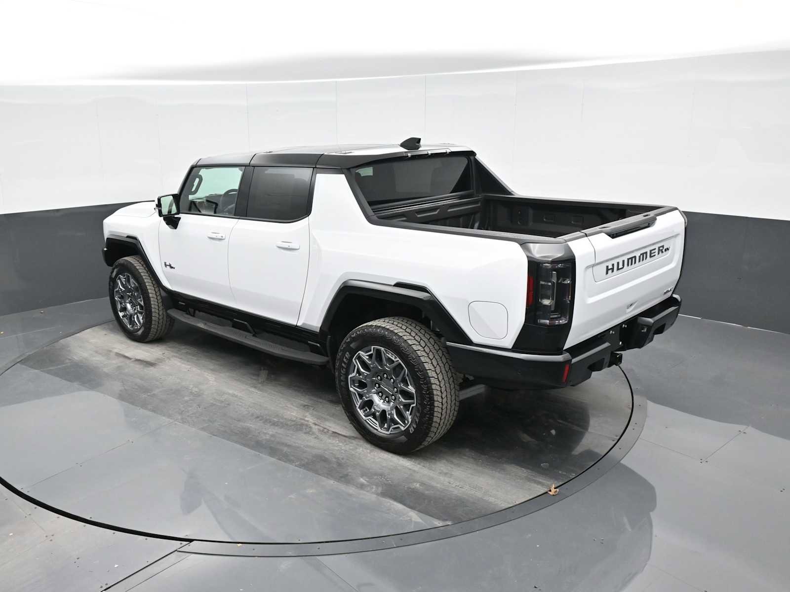 New 2025 GMC Hummer EV 3X image 15