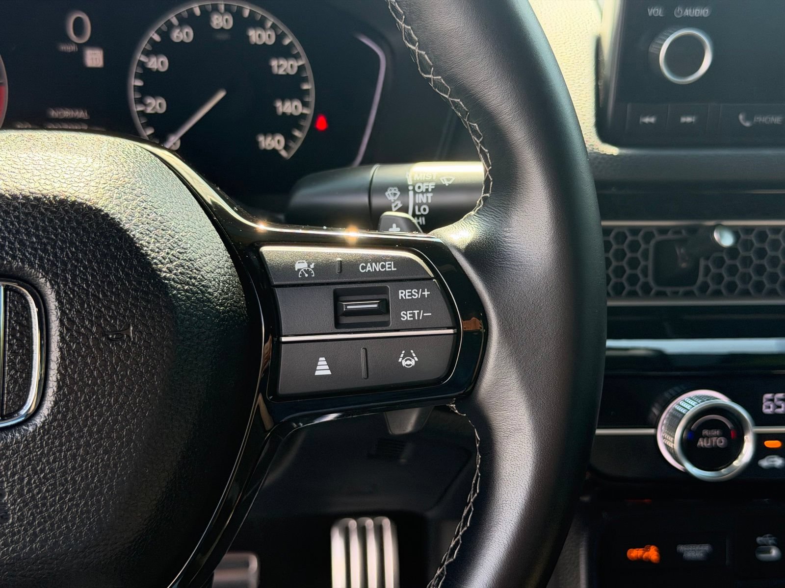 Used 2025 Honda Civic Sport image 14