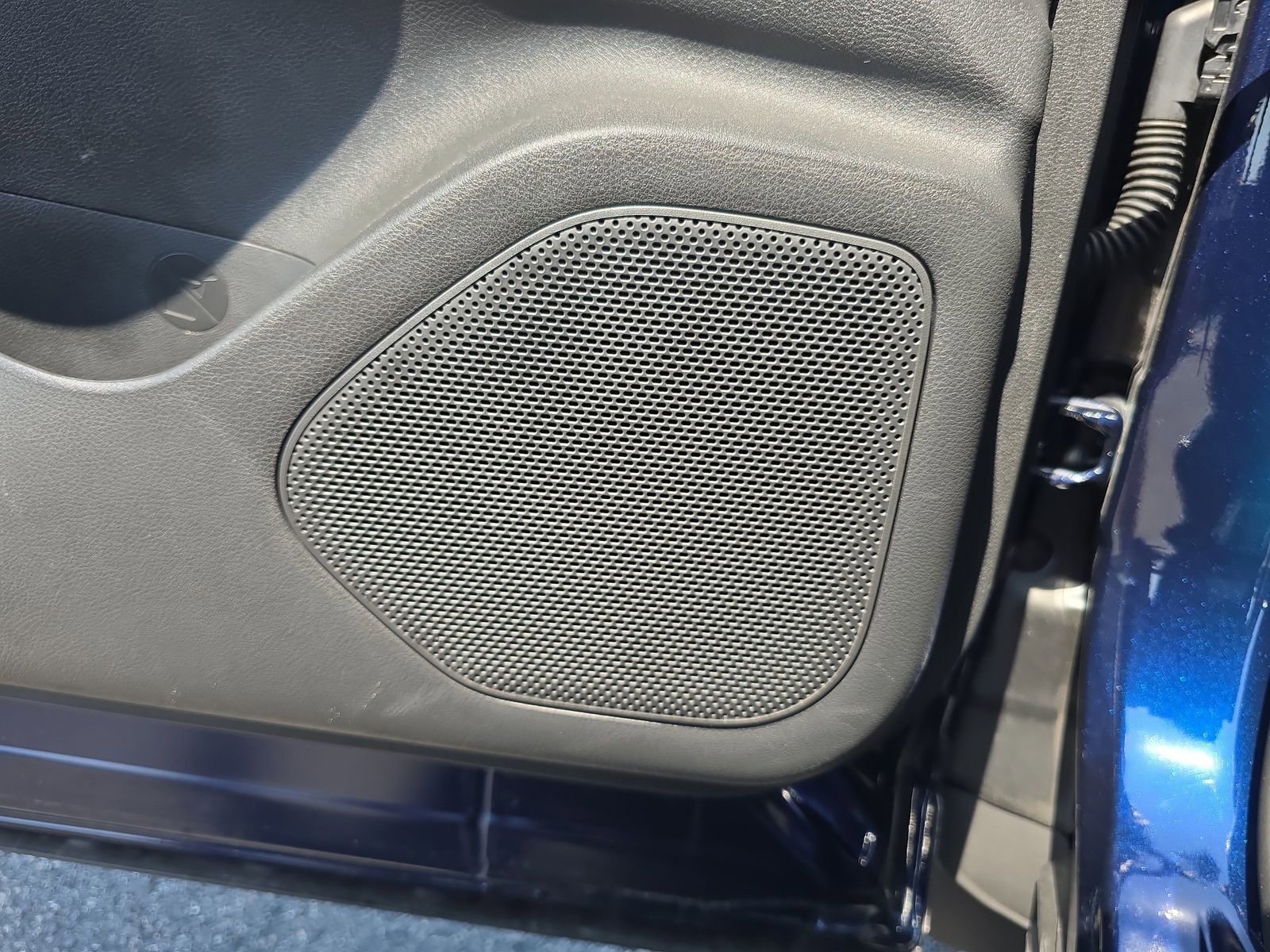 Used 2024 Nissan Rogue SL w/ SL Premium Package image 15