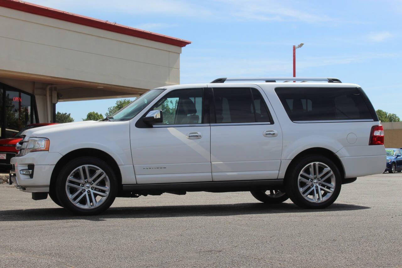 Used 2017 Ford Expedition EL Platinum AWD/4WD image 5