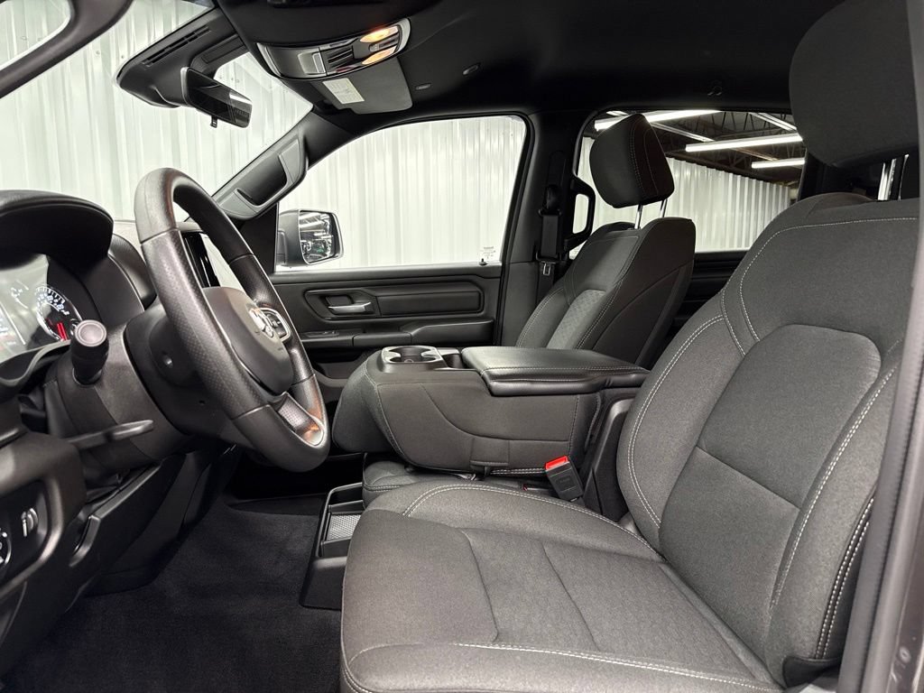 Used 2025 RAM 1500 Tradesman w/ Night Edition AWD/4WD image 18