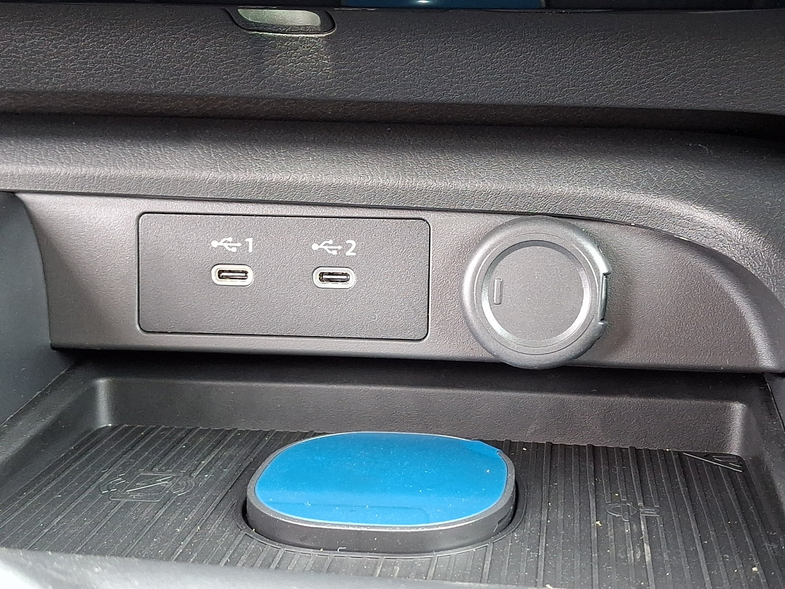 New 2027 Nissan Sentra SR w/ SR All Weather Package FWD image 16