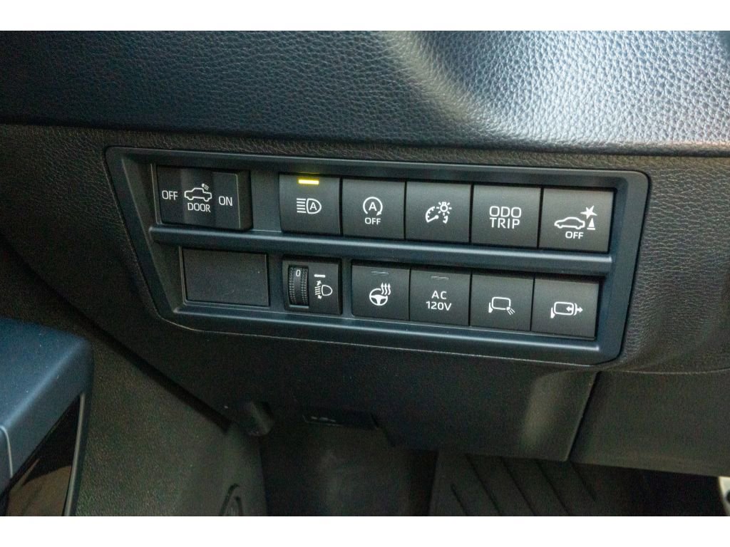 New 2026 Toyota Tundra Platinum image 29