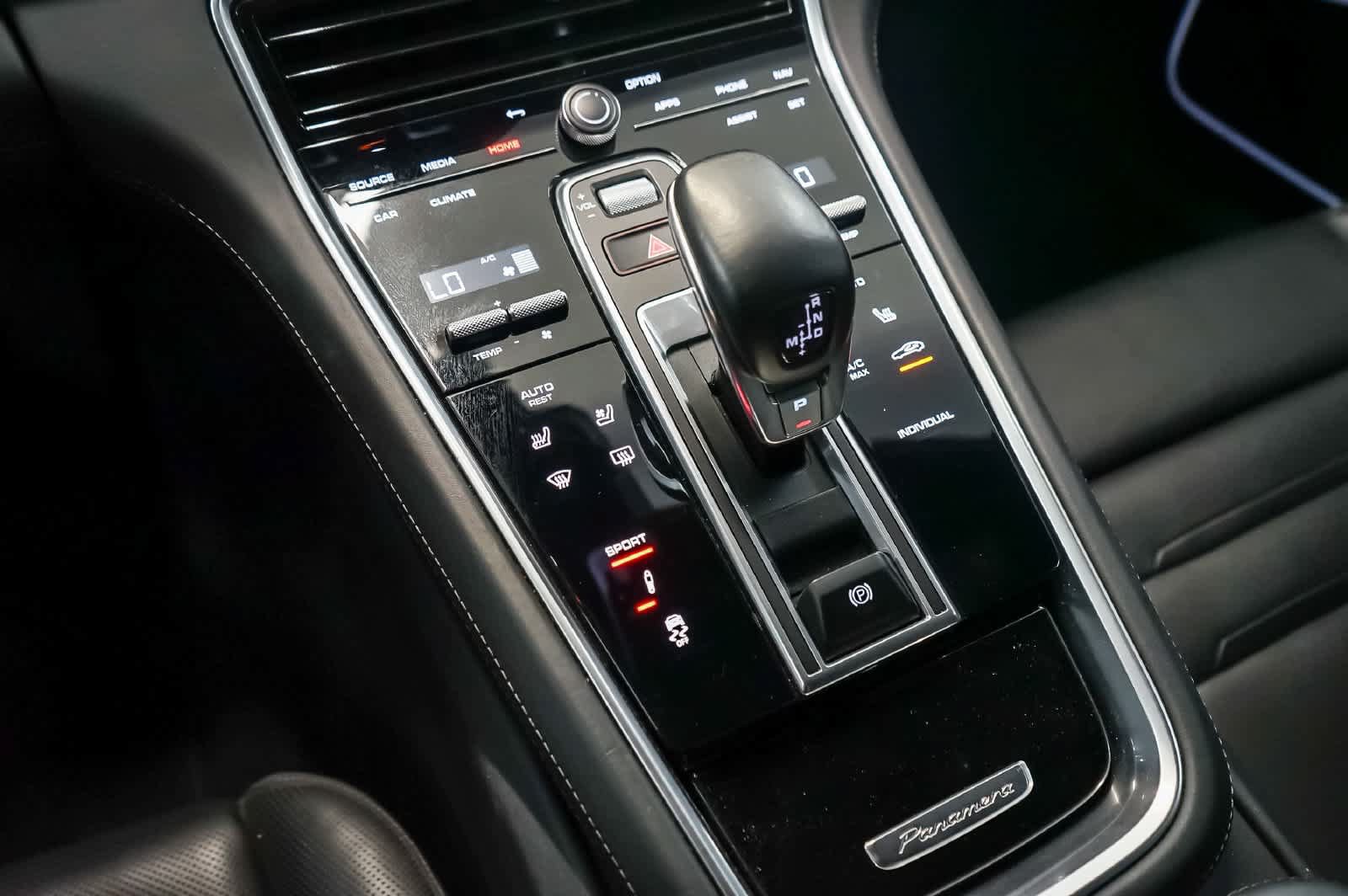 Certified 2023 Porsche Panamera Platinum Edition RWD image 25
