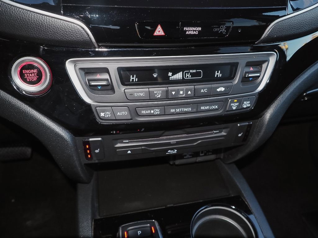 Used 2022 Honda Pilot Touring image 16