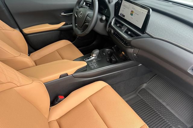 New 2026 Lexus UX 300h FWD image 12