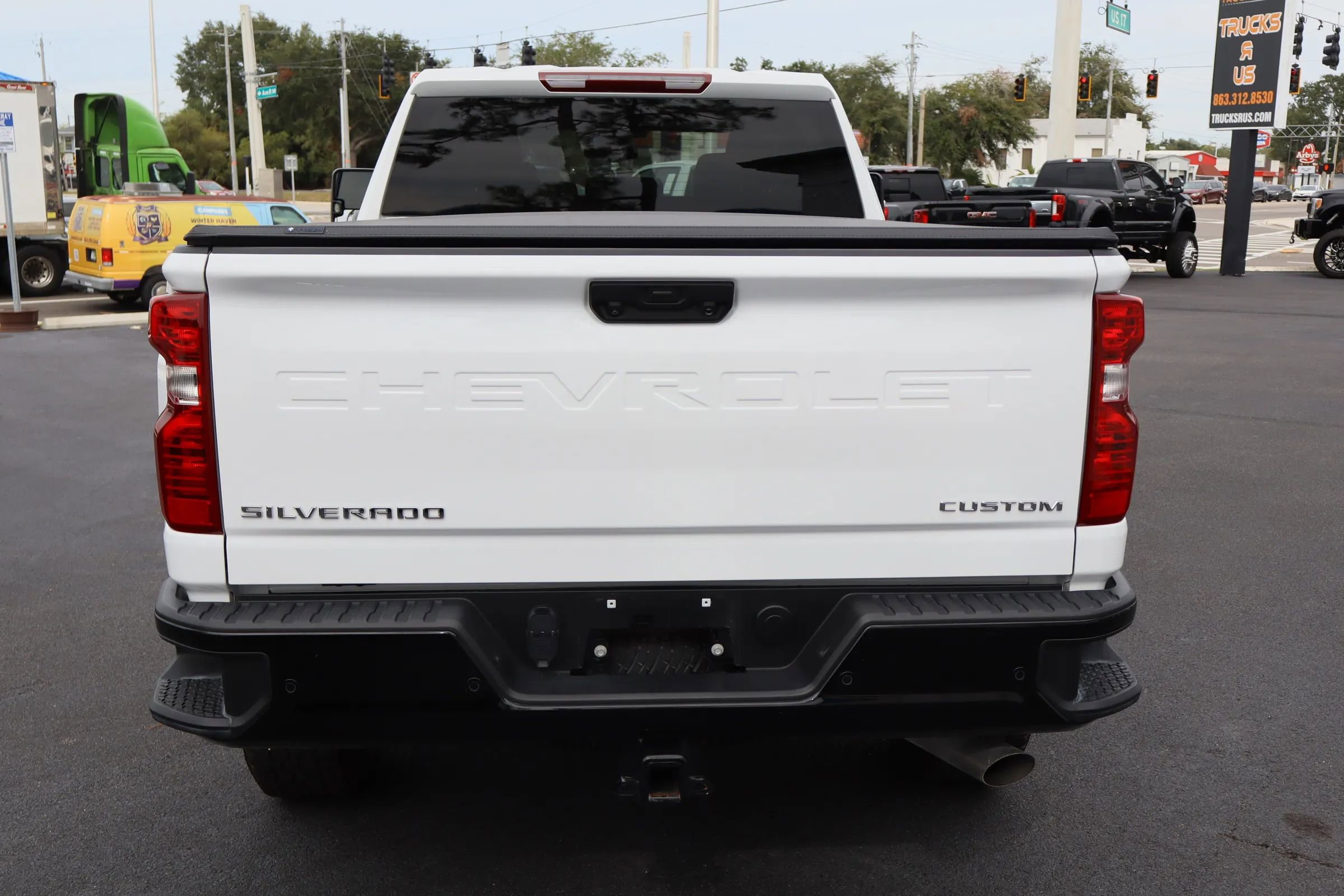 Used 2025 Chevrolet Silverado 2500 Custom w/ Custom Value Package image 6