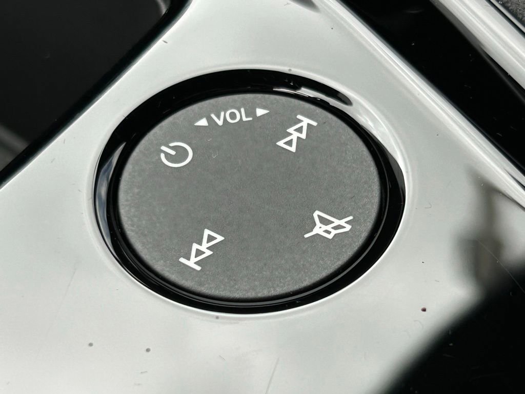 Used 2024 Audi RS e-tron GT w/ Carbon Performance Package image 33