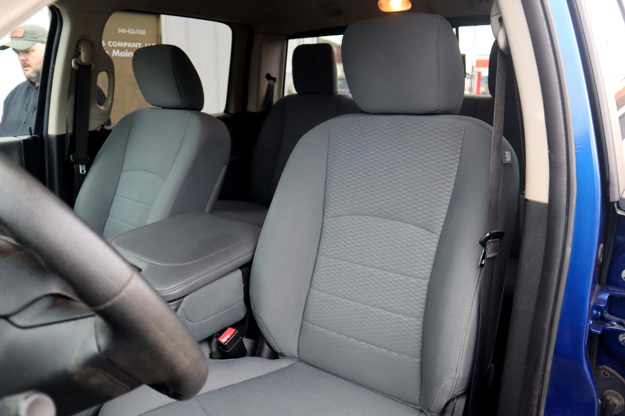 Used 2019 RAM 1500 Classic SLT image 46