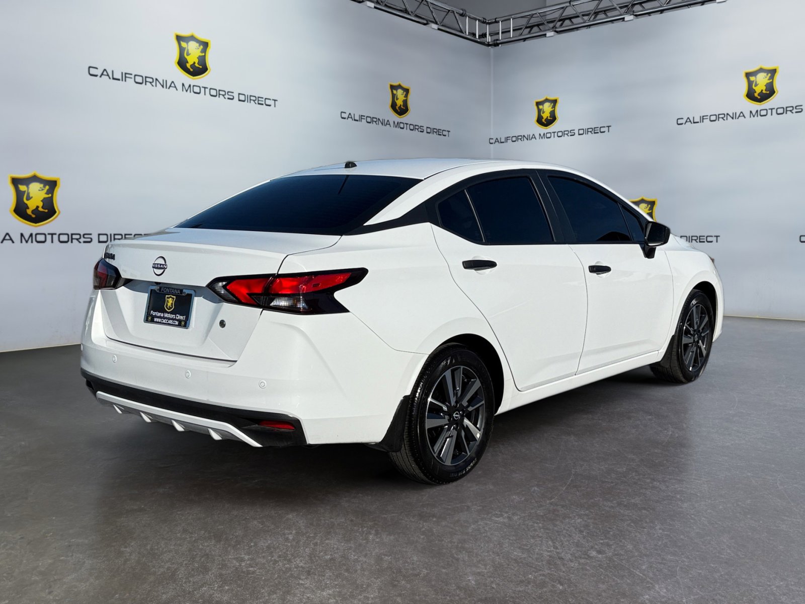 Used 2025 Nissan Versa S w/ S Plus Package image 5