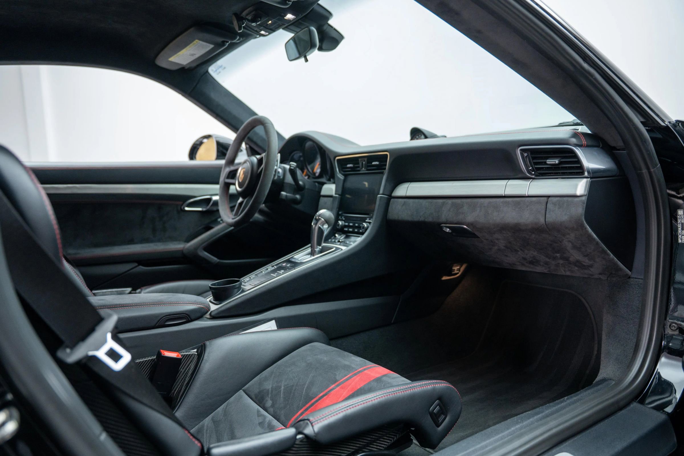 Used 2018 Porsche 911 GT3 image 20