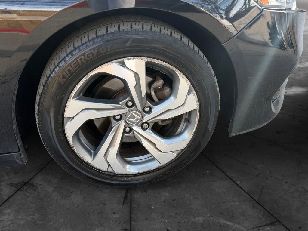 Used 2018 Honda Accord EX image 26