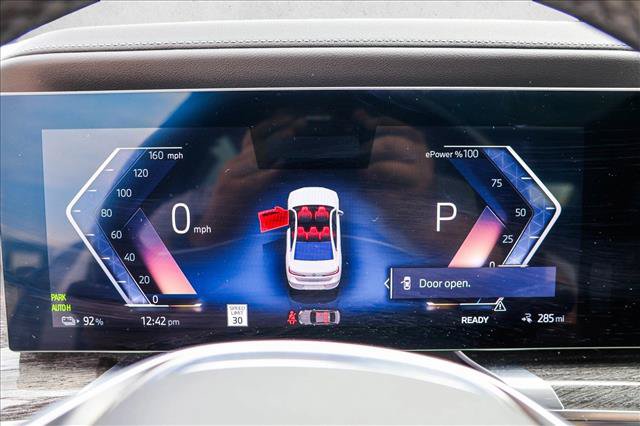 Used 2024 BMW i7 eDrive50 RWD image 15