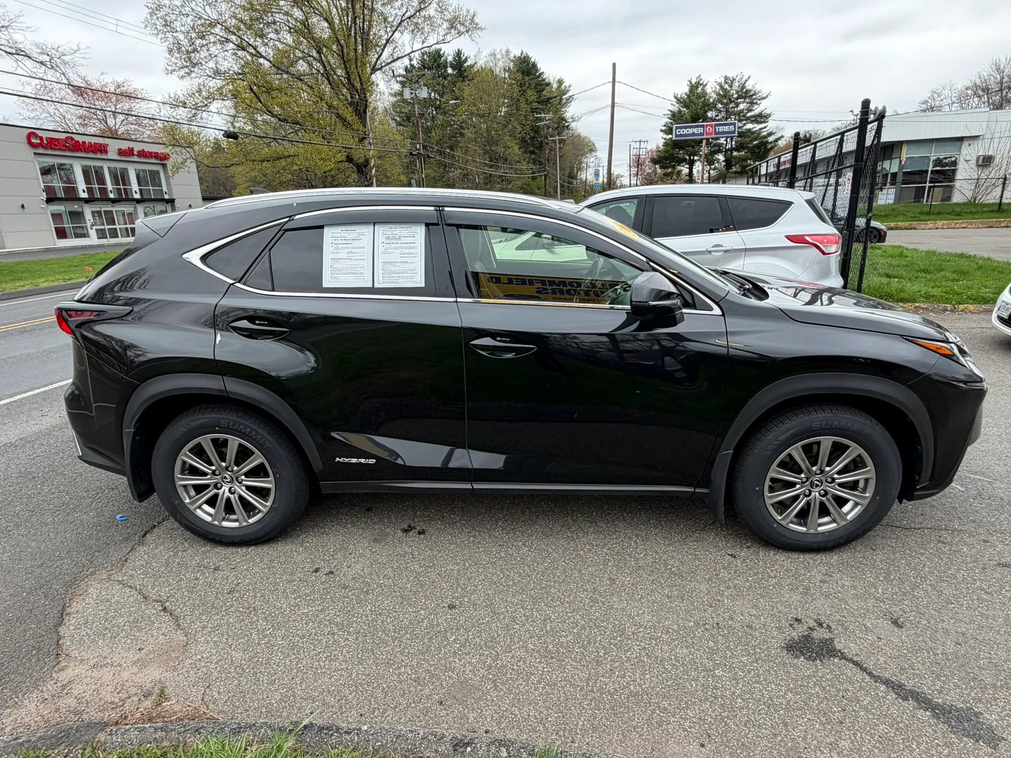 Used 2019 Lexus NX 300h AWD w/ Comfort Package image 4