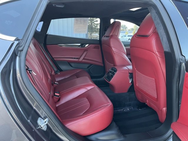 Used 2017 Maserati Quattroporte GTS GranSport image 29