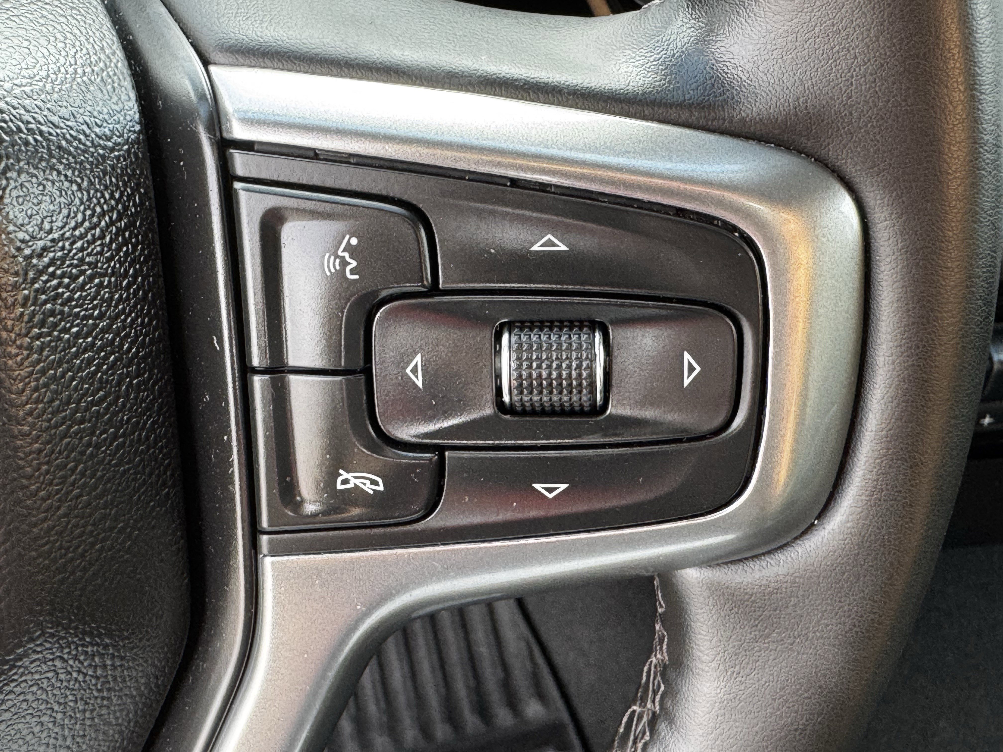 Used 2025 Chevrolet Silverado 2500 LT w/ Convenience Package AWD/4WD image 24