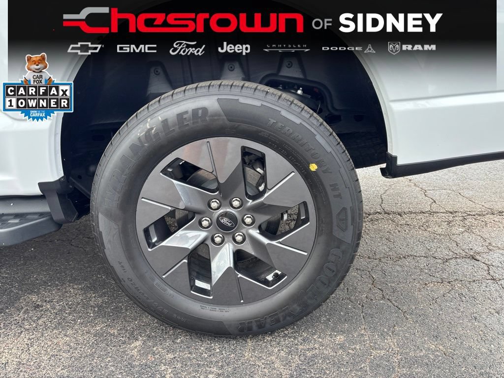 Used 2025 Ford F150 Lightning Flash AWD/4WD image 10