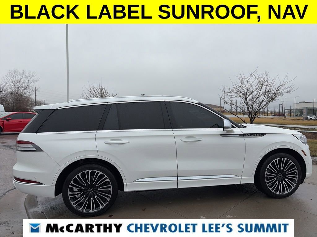 Used 2022 Lincoln Aviator Black Label w/ Dynamic Handling Package image 17