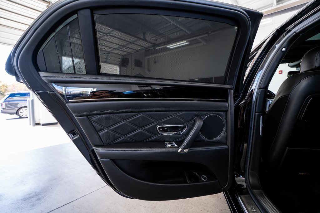 Used 2015 Bentley Flying Spur V8 image 49