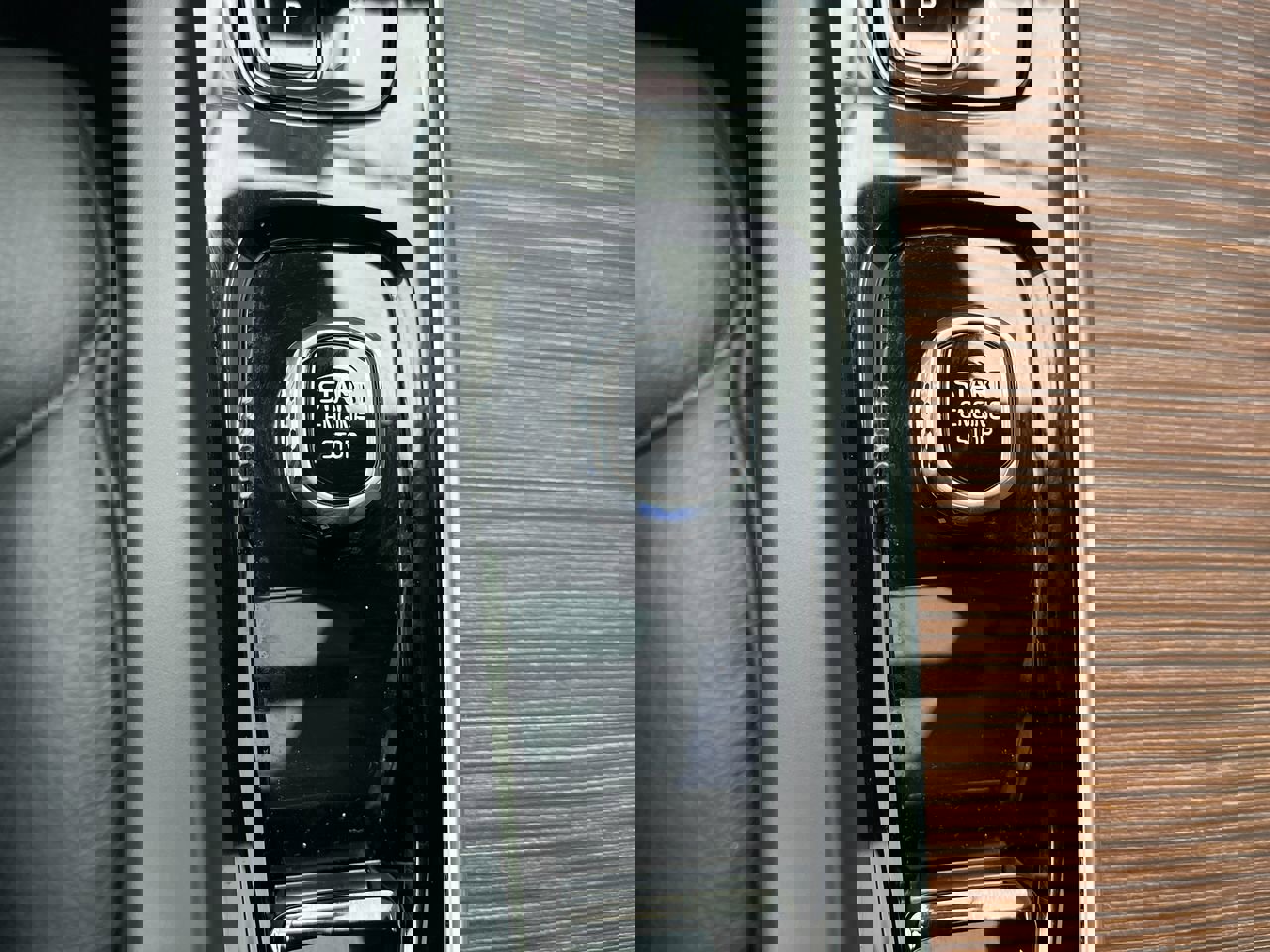 Used 2024 Volvo S60 B5 Plus image 21