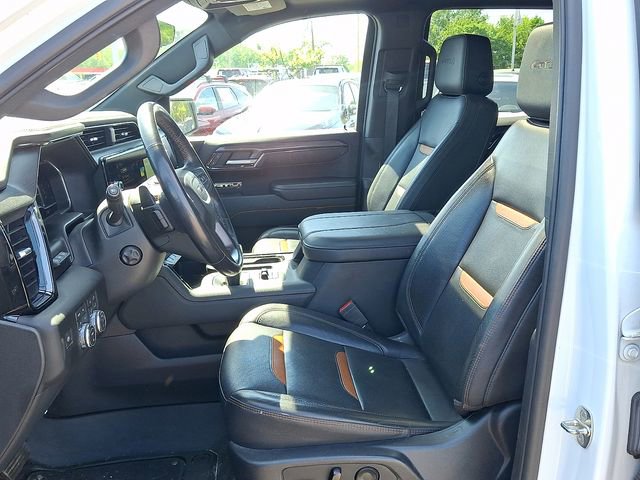 Used 2023 GMC Sierra 1500 AT4 w/ AT4 Premium Package AWD/4WD image 8