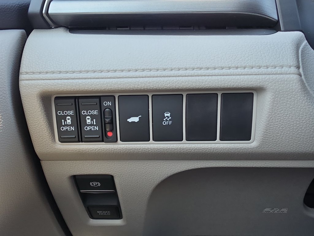 Used 2025 Honda Odyssey EX-L image 23