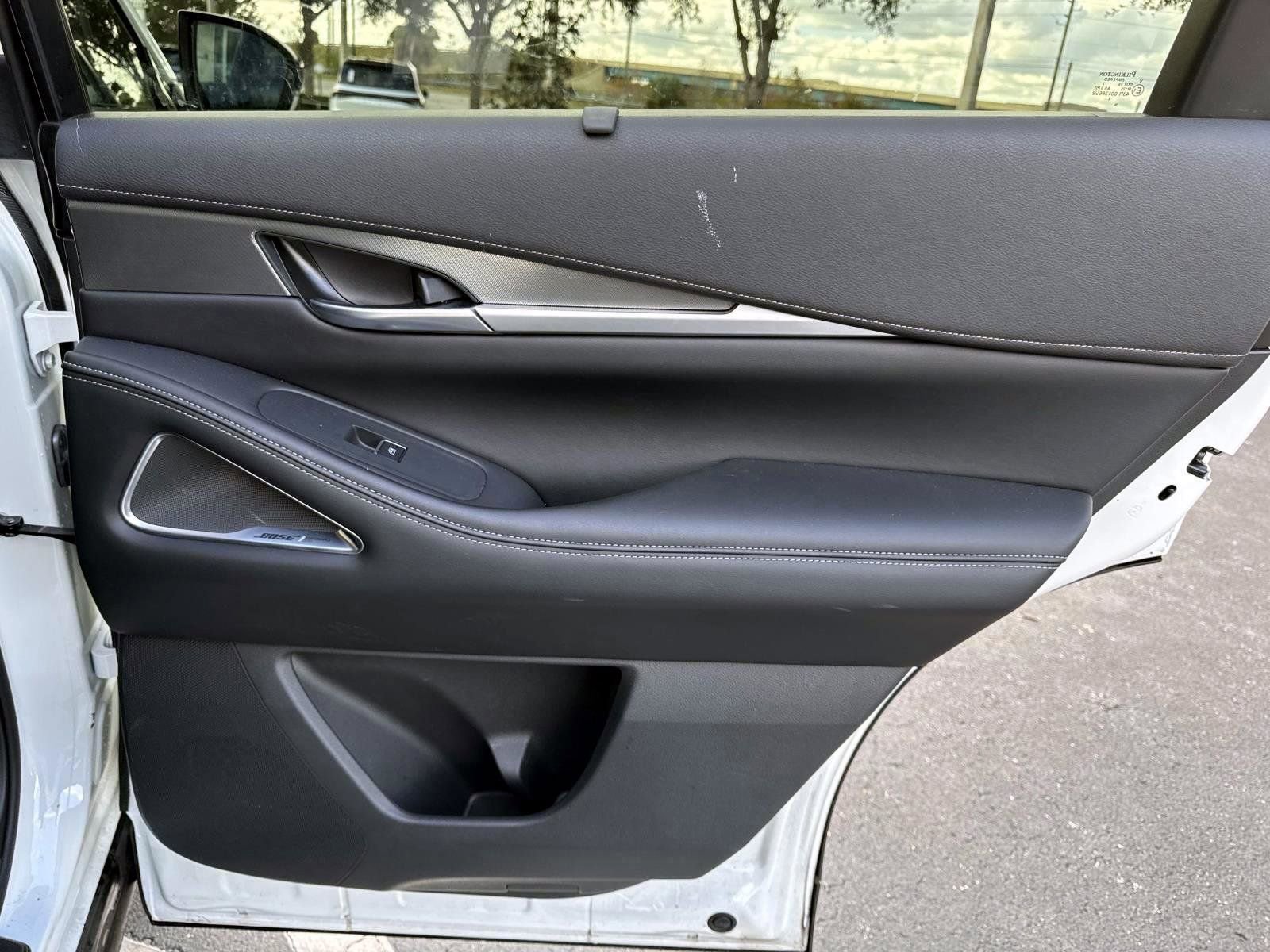 Used 2025 INFINITI QX60 Luxe image 17