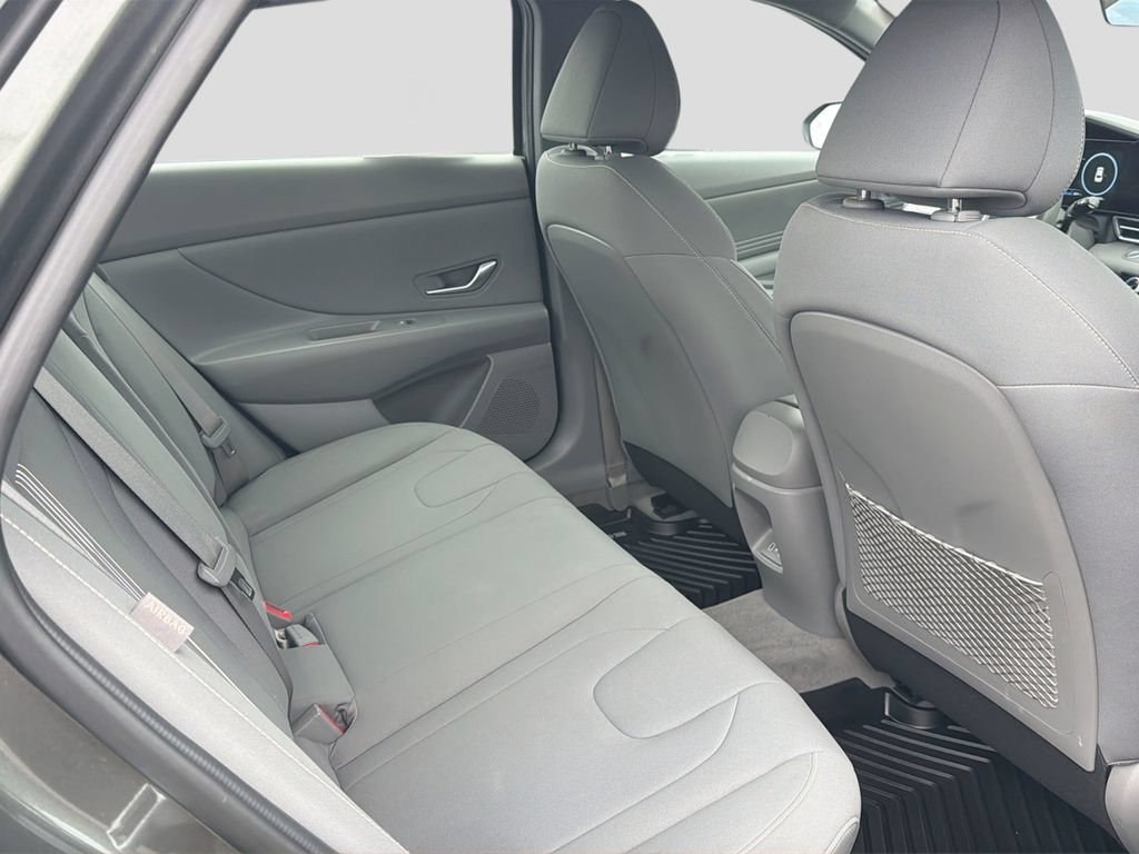 Certified 2024 Hyundai Elantra SEL w/ Convenience Package FWD image 27