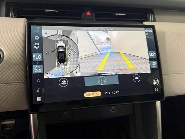 New 2026 Land Rover Discovery Sport Landmark AWD/4WD image 31